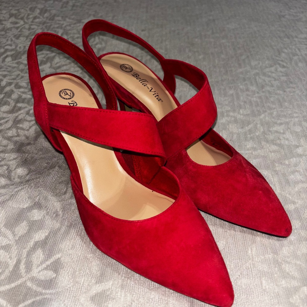 Bella Vita Slingback Pumps Women 11M Red Suede Asymmetrical Stiletto